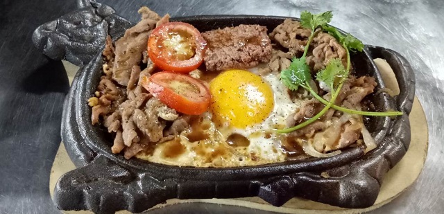 Bò né 3 ngon hỗ trợ đầu bếp hướng dẫn chế biến món ăn cho các quán nhượng quyền